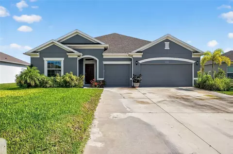 4398 Lago Vista Dr, Sebastian, FL 32976
