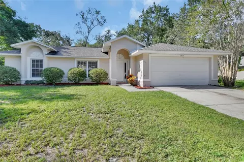 2815 Menard Dr, Deland, FL 32720