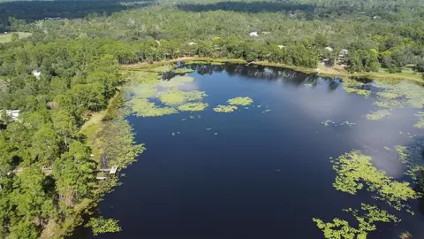 W Lake Road, Deland, FL 32720