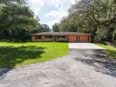 1112 E Beresford Ave, Deland, FL 32724