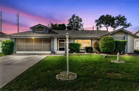 1940 S Old Mill Dr, Deltona, FL 32725