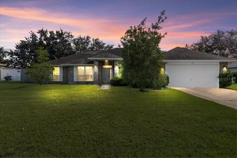 32 Wood Arbor Ln, Palm Coast, FL 32164