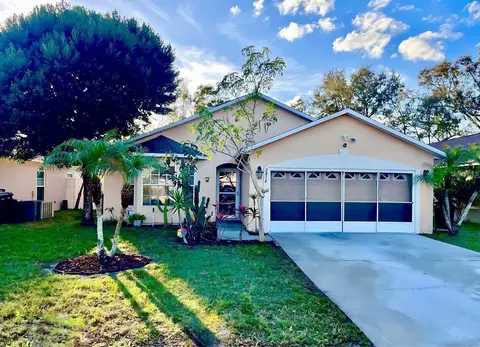 2814 Palm Isle Way, Orlando, FL 32829
