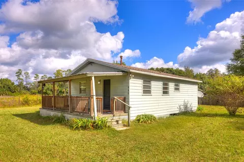 708 Lake Shore Dr, Pierson, FL 32180