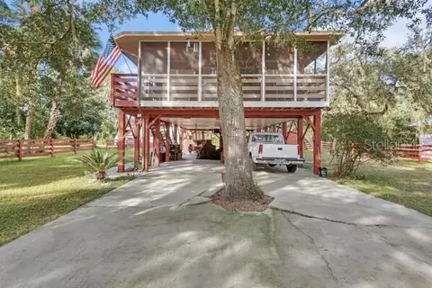 55315 5th St, Astor, FL 32102