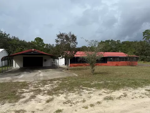 44945 2nd St, Deland, FL 32720