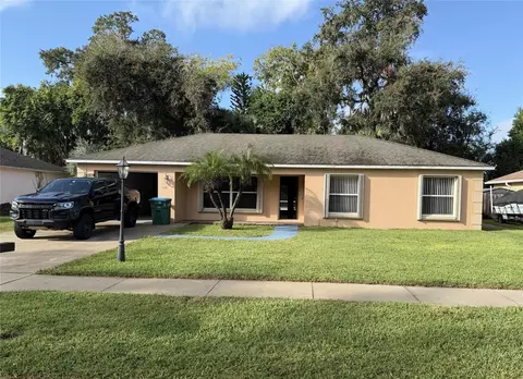 1016 Great Oaks Dr, Daytona Beach, FL 32117