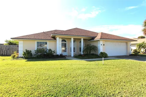 18 Sea Hawk Dr, Ormond Beach, FL 32176