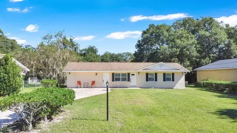 1301 N Amelia Ave, Deland, FL 32724