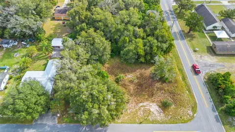 905 W Beresford Ave, Deland, FL 32720