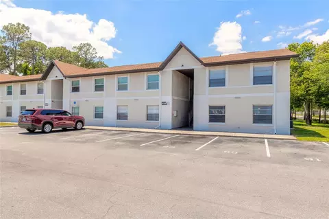 415 Banana Cay Dr #F, South Daytona, FL 32119