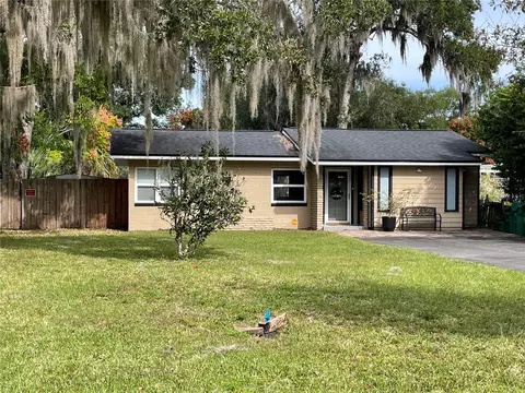 715 W Pennsylvania Ave, Deland, FL 32720