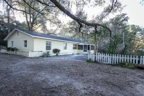 16325 SE 134th Ct, Weirsdale, FL 32195