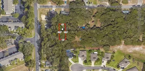 E Hubbard Avenue, Deland, FL 32724