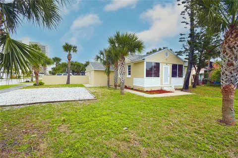 101 Lucky Dr, Ormond Beach, FL 32176