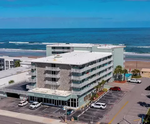 800 N Atlantic Ave #208, Daytona Beach, FL 32118