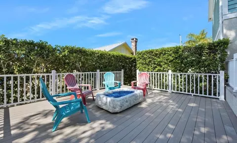 Exterior - 130 Hernandez Ave, Ormond Beach, FL 32174 photo 8 of 11