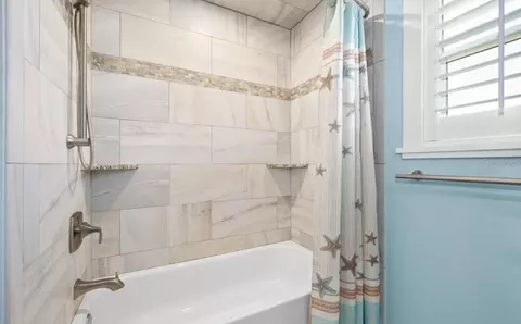 Bath - 130 Hernandez Ave, Ormond Beach, FL 32174 photo 5 of 5