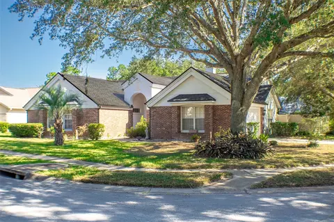 601 Shady Point Way, Deland, FL 32724