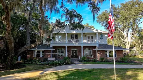 150 Lake Winnemissett Dr, Deland, FL 32724