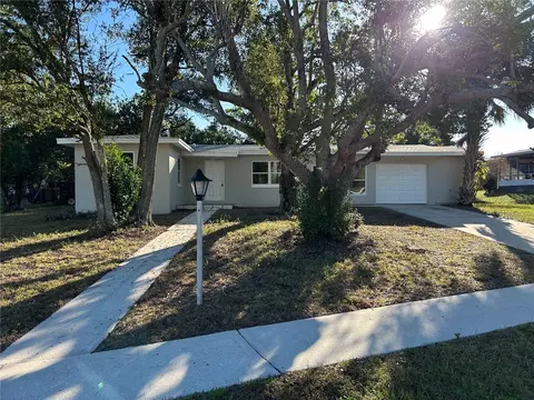 1109 W Page Dr, Deltona, FL 32725