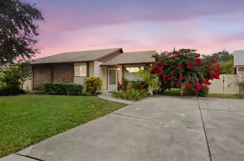 5000 Dover Cir, Orlando, FL 32807