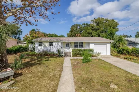 93 Rosewood Ave, Ormond Beach, FL 32174