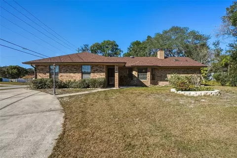 950 Centennial Ave, Deltona, FL 32738