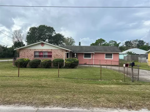 806 Oleander St, New Smyrna Beach, FL 32168