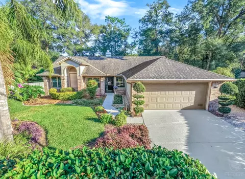 705 Falling Leaf Ct, Deland, FL 32724