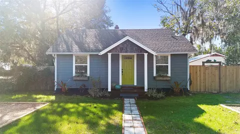 534 W Pennsylvania Ave, Deland, FL 32720