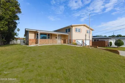 209 Standish Dr, Ormond Beach, FL 32176