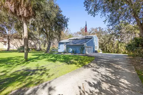 385 E Country Circle Dr, Port Orange, FL 32128