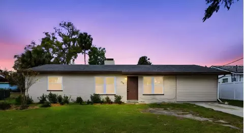748 Colfax Dr, Daytona Beach, FL 32114