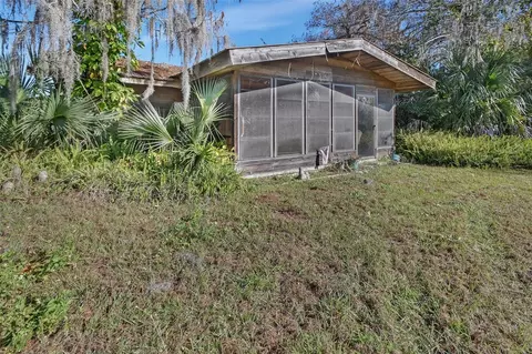 Exterior - 55512 Front St, Astor, FL 32102 photo 12 of 14