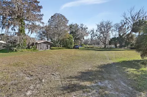 Exterior - 55512 Front St, Astor, FL 32102 photo 10 of 14