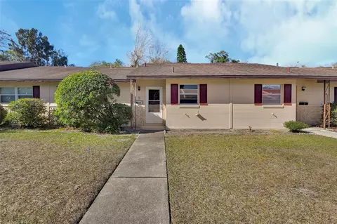 3 Villa Villar Ct #30, Deland, FL 32724