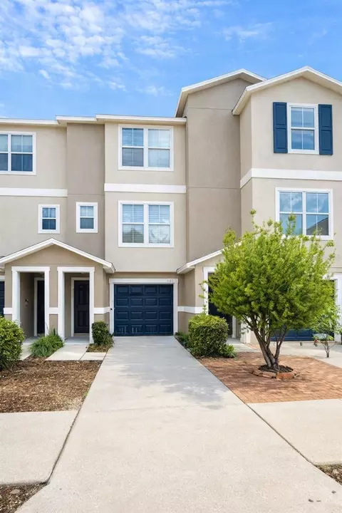 4407 Tuscan Loon Dr, Tampa, FL 33619