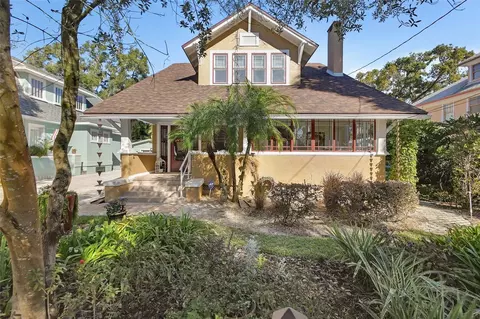 511 W Minnesota Ave, Deland, FL 32720
