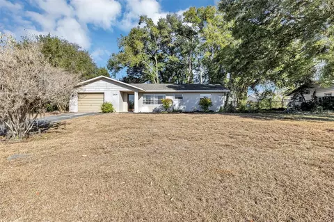 2329 North Ave, Leesburg, FL 34748