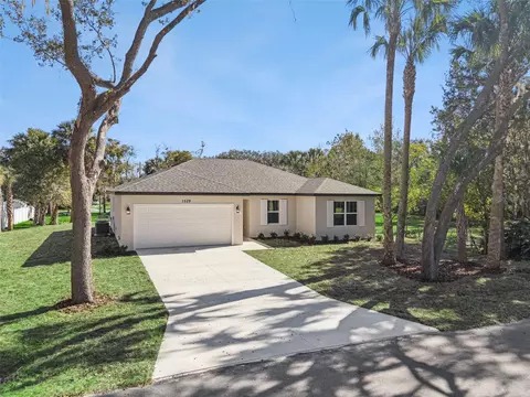 1529 Center St, Deland, FL 32720
