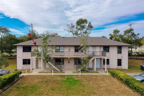 1290 9th St #205, Daytona Beach, FL 32117