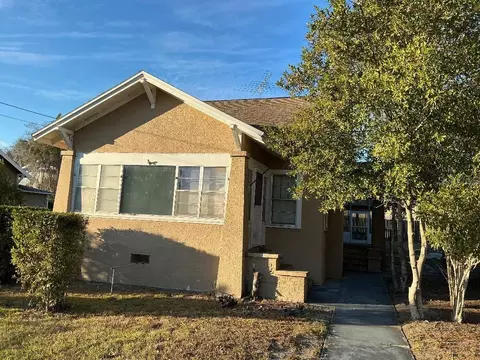 419 W Wisconsin Ave, Deland, FL 32720