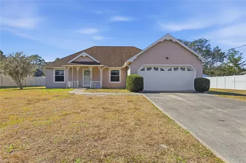 1360 6th Ave, Deland, FL 32724