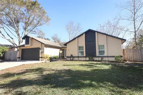 405 Dumont Ave, Deltona, FL 32738