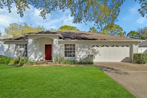 1330 Wildberry Ln, Deltona, FL 32725