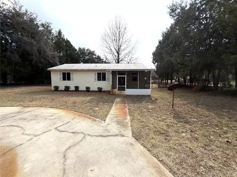 44910 8th St, Deland, FL 32720