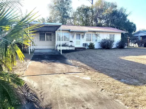 335 S Carpenter Ave, Orange City, FL 32763