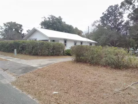 624 E Howry Ave, Deland, FL 32724