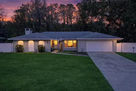611 Little Wekiva Rd, Altamonte Springs, FL 32714